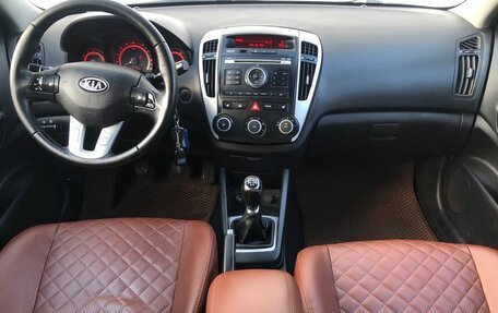 KIA cee'd I рестайлинг, 2010 год, 620 000 рублей, 12 фотография