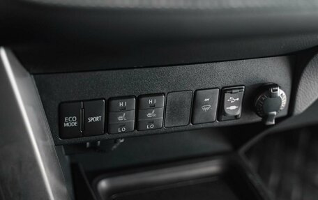 Toyota RAV4, 2015 год, 1 950 000 рублей, 14 фотография