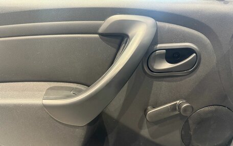 Renault Duster I рестайлинг, 2018 год, 950 000 рублей, 12 фотография