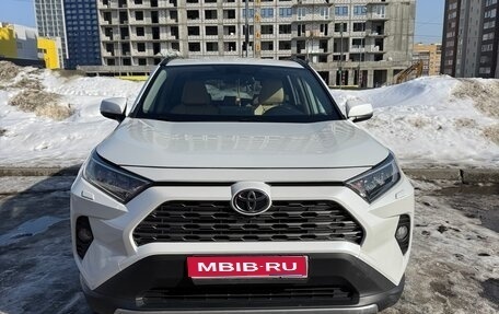 Toyota RAV4, 2020 год, 3 450 000 рублей, 1 фотография