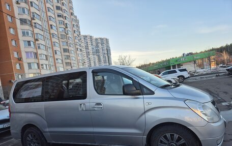 Hyundai Grand Starex Grand Starex I рестайлинг 2, 2010 год, 1 000 000 рублей, 1 фотография