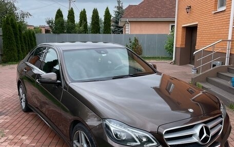 Mercedes-Benz E-Класс, 2014 год, 2 650 000 рублей, 1 фотография