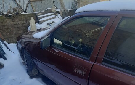 Opel Vectra A, 1992 год, 100 000 рублей, 3 фотография