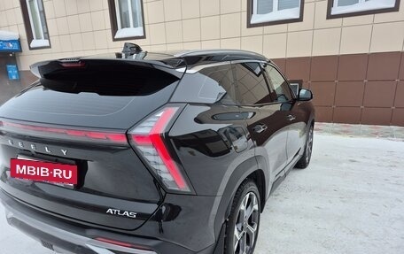 Geely Atlas, 2023 год, 2 980 000 рублей, 4 фотография