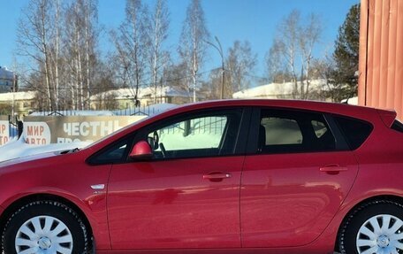 Opel Astra J, 2013 год, 695 000 рублей, 2 фотография