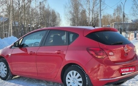 Opel Astra J, 2013 год, 695 000 рублей, 3 фотография