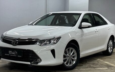 Toyota Camry, 2015 год, 2 150 000 рублей, 2 фотография