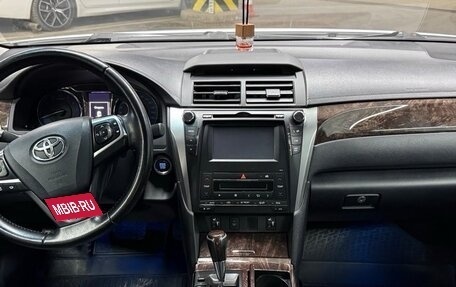 Toyota Camry, 2015 год, 2 150 000 рублей, 10 фотография