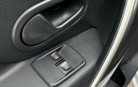 Renault Sandero II рестайлинг, 2015 год, 655 000 рублей, 13 фотография