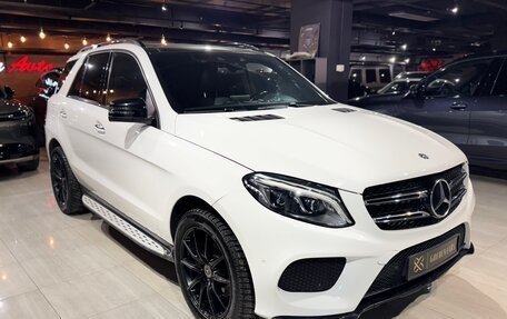 Mercedes-Benz GLE, 2018 год, 3 990 000 рублей, 2 фотография