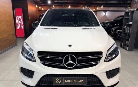 Mercedes-Benz GLE, 2018 год, 3 990 000 рублей, 3 фотография