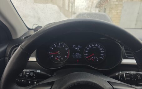 KIA Rio IV, 2019 год, 1 100 000 рублей, 10 фотография