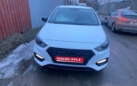 Hyundai Solaris II рестайлинг, 2017 год, 1 300 000 рублей, 13 фотография