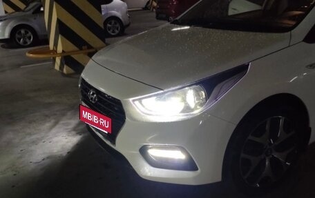 Hyundai Solaris II рестайлинг, 2017 год, 1 300 000 рублей, 14 фотография