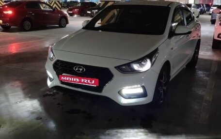 Hyundai Solaris II рестайлинг, 2017 год, 1 300 000 рублей, 18 фотография