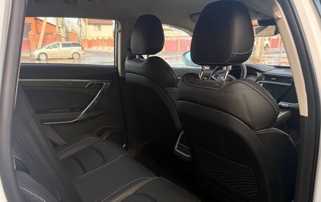 Geely Atlas, 2022 год, 1 850 000 рублей, 5 фотография