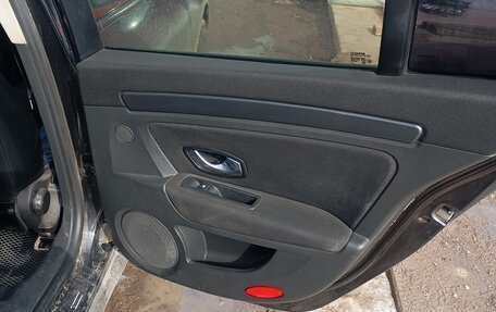 Renault Laguna III рестайлинг, 2008 год, 250 000 рублей, 12 фотография