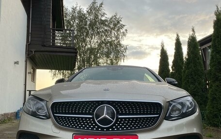 Mercedes-Benz E-Класс, 2018 год, 6 500 000 рублей, 4 фотография