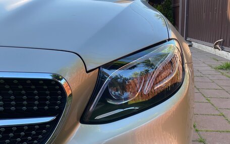 Mercedes-Benz E-Класс, 2018 год, 6 500 000 рублей, 30 фотография