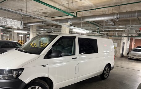 Volkswagen Transporter T6 рестайлинг, 2019 год, 2 449 999 рублей, 3 фотография