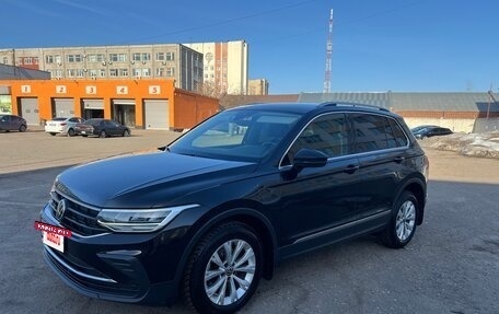 Volkswagen Tiguan II, 2021 год, 3 100 000 рублей, 2 фотография