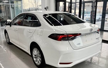 Toyota Corolla, 2022 год, 1 261 000 рублей, 4 фотография