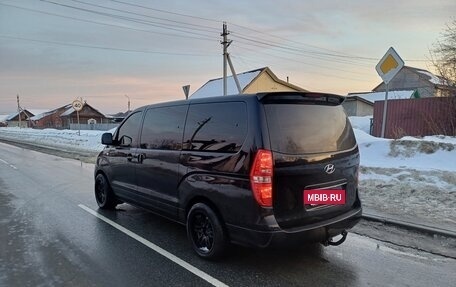 Hyundai H-1 II рестайлинг, 2008 год, 1 230 000 рублей, 4 фотография