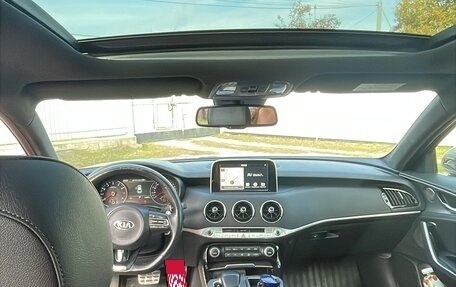 KIA Stinger I, 2018 год, 2 450 000 рублей, 8 фотография