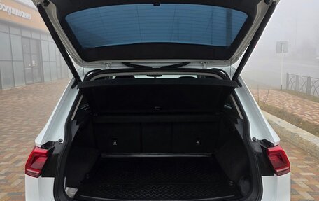 Volkswagen Tiguan II, 2018 год, 2 550 000 рублей, 5 фотография