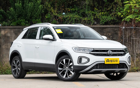 Volkswagen T-Cross I, 2023 год, 1 700 000 рублей, 3 фотография