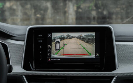 Volkswagen T-Cross I, 2023 год, 1 700 000 рублей, 15 фотография