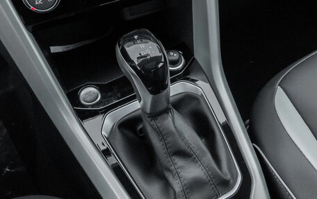 Volkswagen T-Cross I, 2023 год, 1 700 000 рублей, 14 фотография