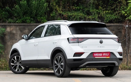 Volkswagen T-Cross I, 2023 год, 1 700 000 рублей, 5 фотография