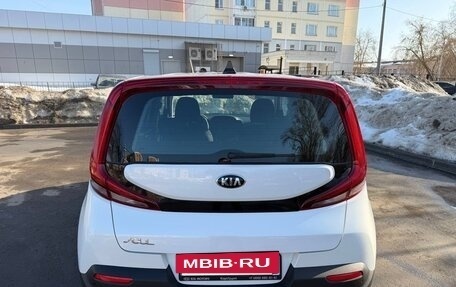 KIA Soul III, 2020 год, 1 980 000 рублей, 4 фотография