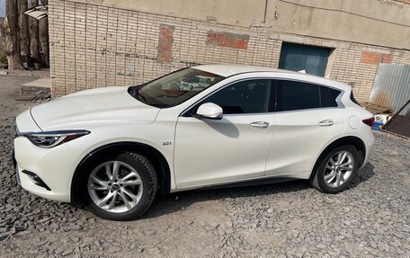 Infiniti QX30, 2016 год, 2 000 000 рублей, 4 фотография