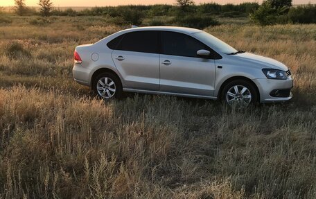 Volkswagen Polo VI (EU Market), 2014 год, 855 000 рублей, 3 фотография