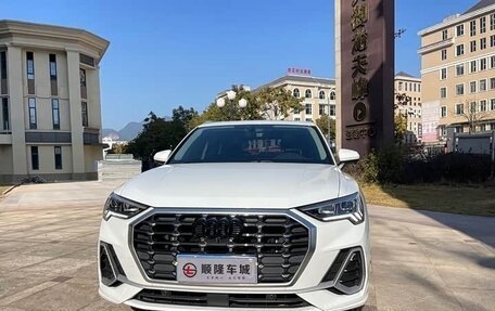 Audi Q3, 2022 год, 2 700 000 рублей, 3 фотография