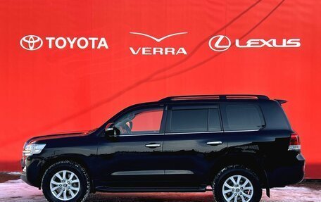 Toyota Land Cruiser 200, 2019 год, 6 600 000 рублей, 2 фотография