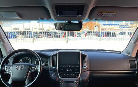 Toyota Land Cruiser 200, 2019 год, 6 600 000 рублей, 16 фотография