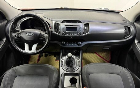 KIA Sportage III, 2013 год, 1 100 000 рублей, 10 фотография