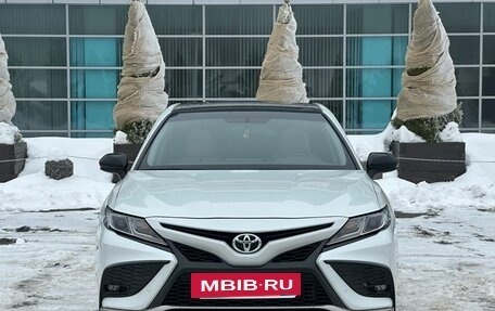 Toyota Camry, 2022 год, 2 795 990 рублей, 2 фотография