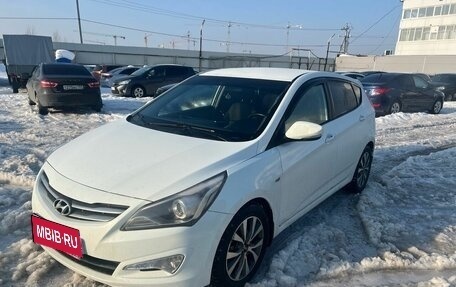 Hyundai Solaris II рестайлинг, 2016 год, 1 135 000 рублей, 1 фотография