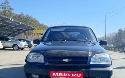 Chevrolet Niva I рестайлинг, 2004 год, 270 000 рублей, 1 фотография