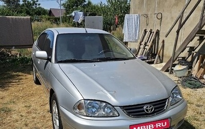 Toyota Avensis III рестайлинг, 2002 год, 420 000 рублей, 1 фотография