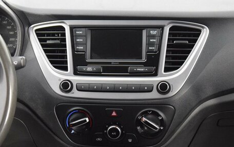 Hyundai Solaris II рестайлинг, 2020 год, 1 550 000 рублей, 13 фотография