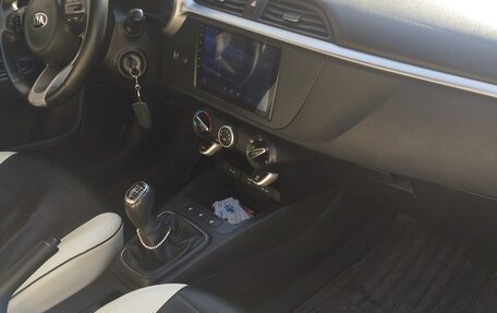 KIA Rio IV, 2021 год, 1 430 000 рублей, 7 фотография