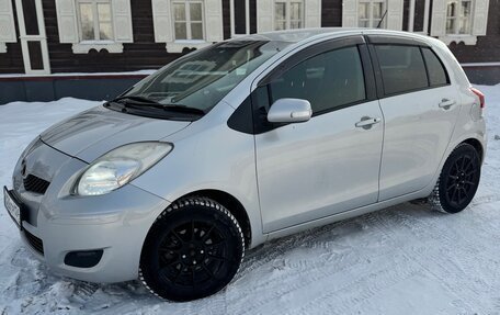 Toyota Vitz, 2010 год, 700 000 рублей, 6 фотография