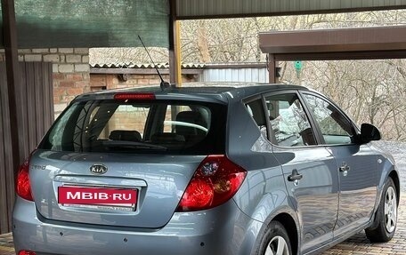 KIA cee'd I рестайлинг, 2008 год, 650 000 рублей, 6 фотография