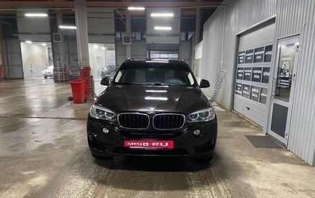 BMW X5, 2016 год, 3 200 000 рублей, 3 фотография