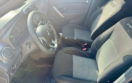 Renault Sandero II рестайлинг, 2020 год, 1 049 000 рублей, 14 фотография